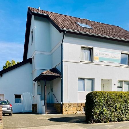 Clarkes Apartments Leopoldshohe Extérieur photo